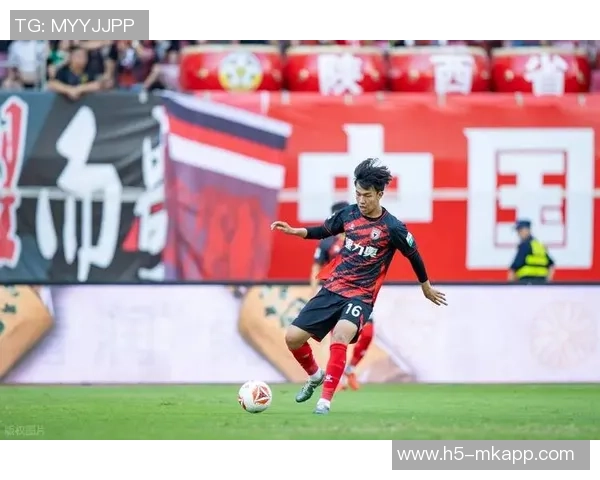 荷乙第10轮小将王博豪替补登场成功首秀助力邓伯什主场表现