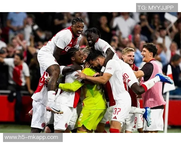 阿贾克斯在曼联拒绝乌加特后转向阿森纳洽谈津琴科租借事宜